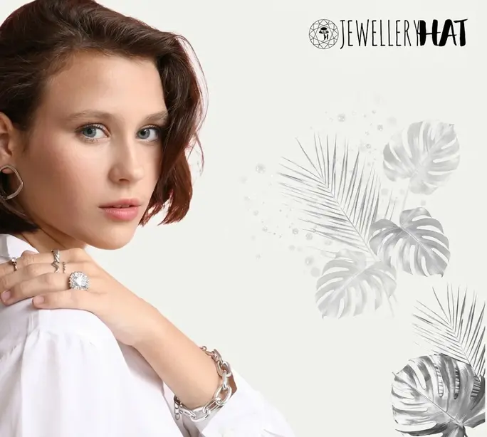Luxury Jewellery Showcase 3